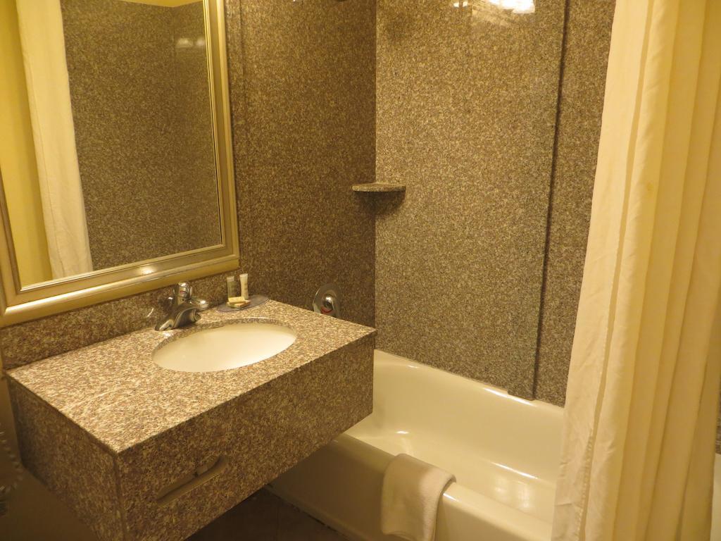 Super 8 By Wyndham Chicago Northlake O'Hare South Szoba fotó